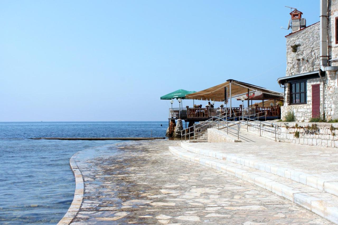 Apartments With A Parking Space Umag - 7066 المظهر الخارجي الصورة