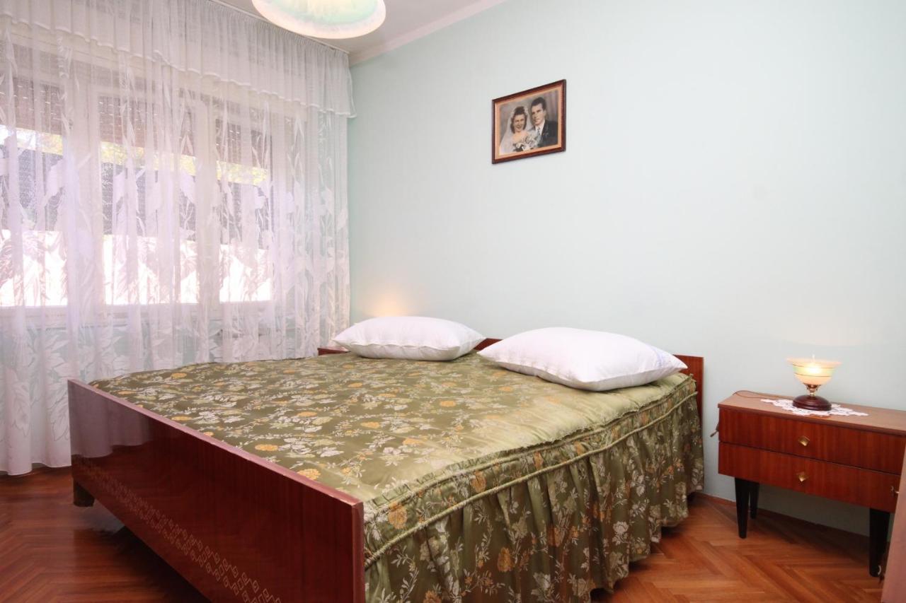 Apartments With A Parking Space Umag - 7066 المظهر الخارجي الصورة