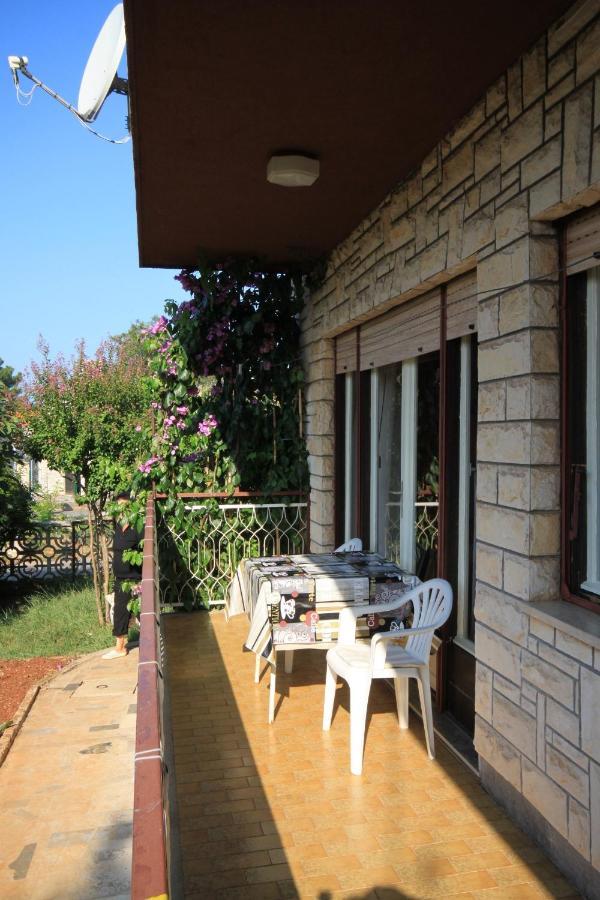 Apartments With A Parking Space Umag - 7066 المظهر الخارجي الصورة